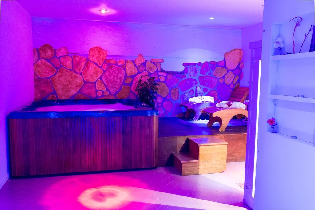 Hotel Palau Buitenkant foto
